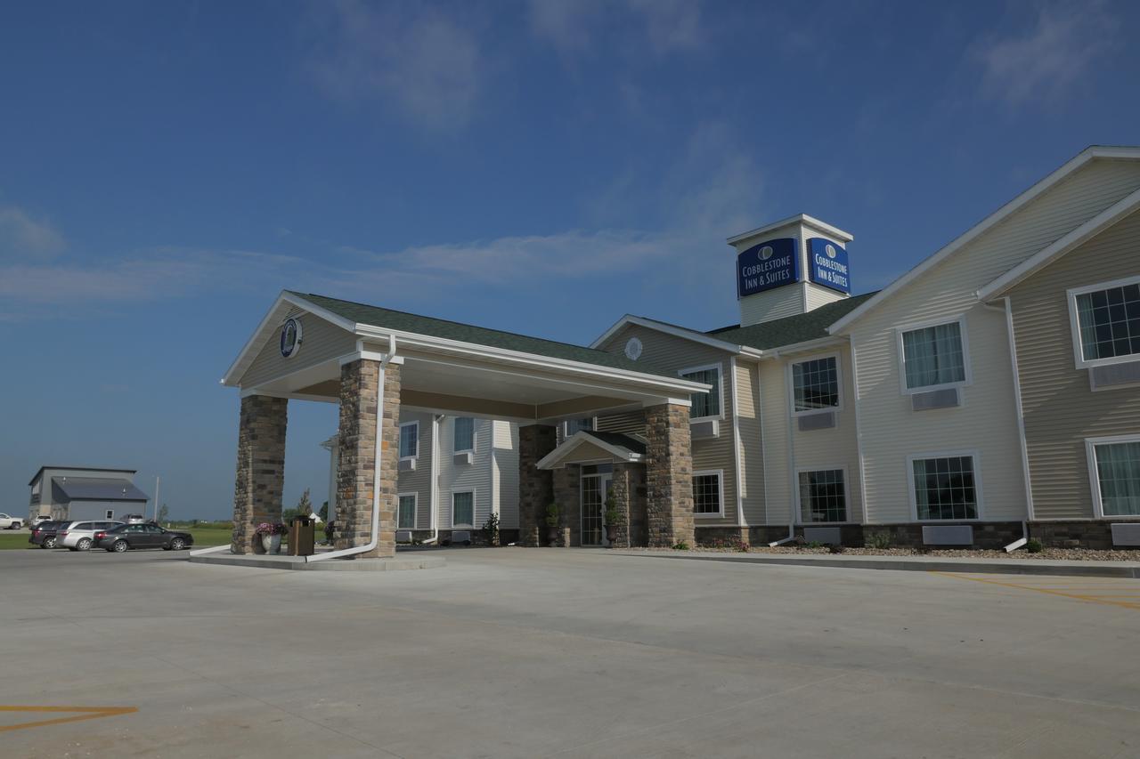 Cobblestone Inn & Suites-Winterset Kültér fotó