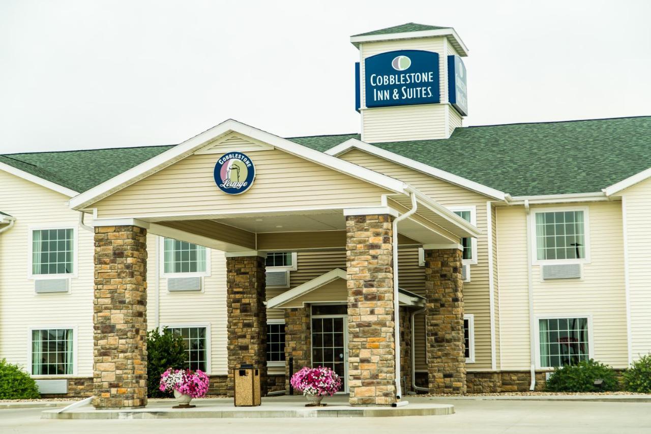 Cobblestone Inn & Suites-Winterset Kültér fotó
